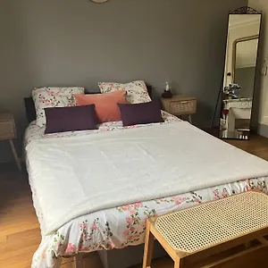 https://chambre-capitale-saint-lazare.fr-paris.fr